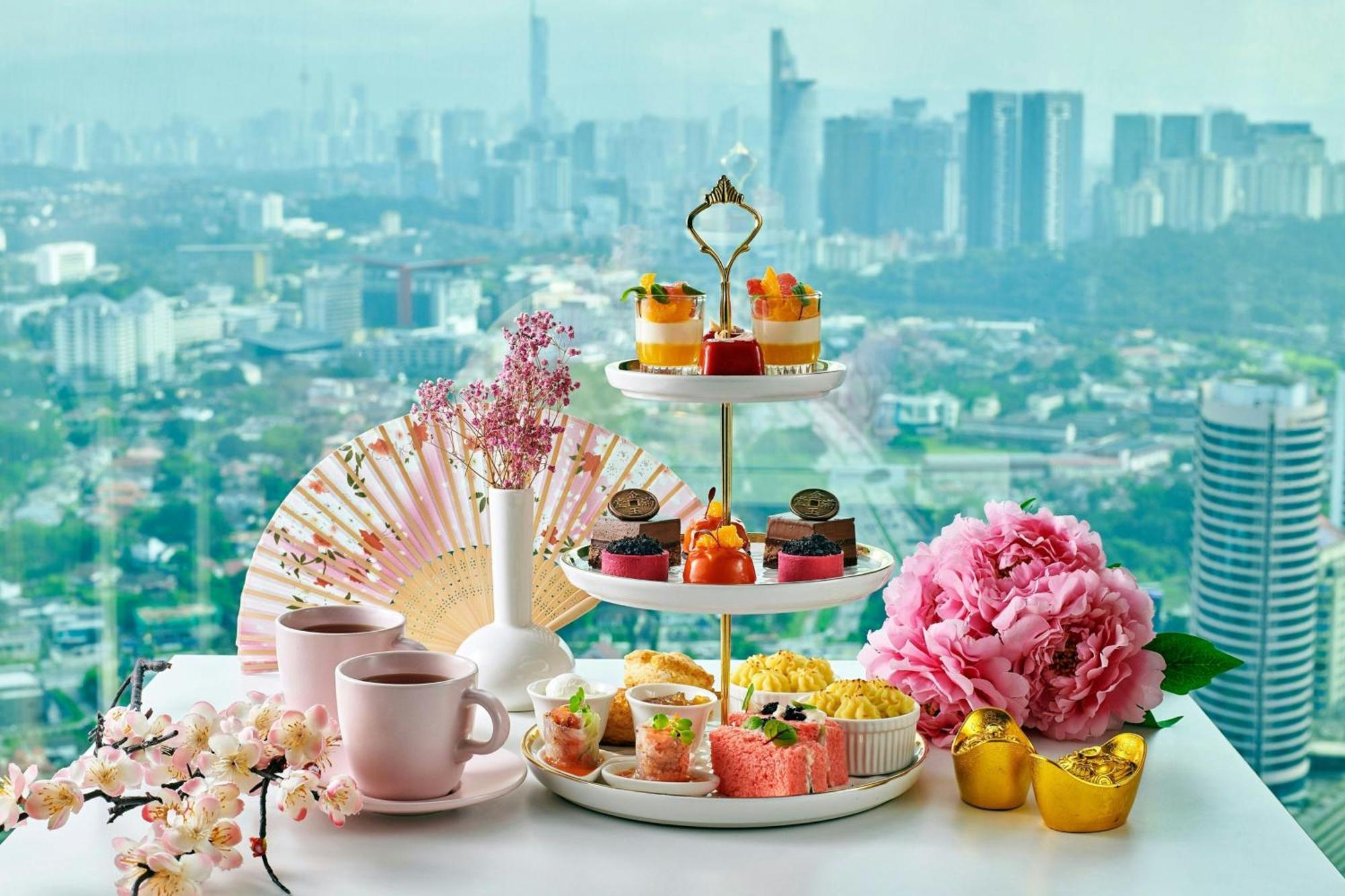 Sheraton Petaling Jaya Hotel Экстерьер фото Afternoon tea at the Shangri-La Kuala Lumpur